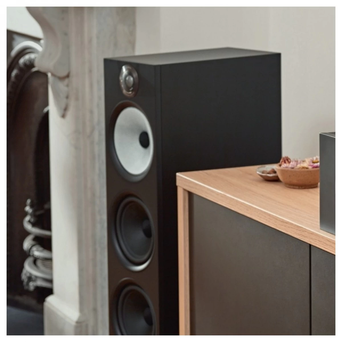 Marantz Melody X M-CR612, Silver With 603 S2 Speakers Package, Black - Image 11