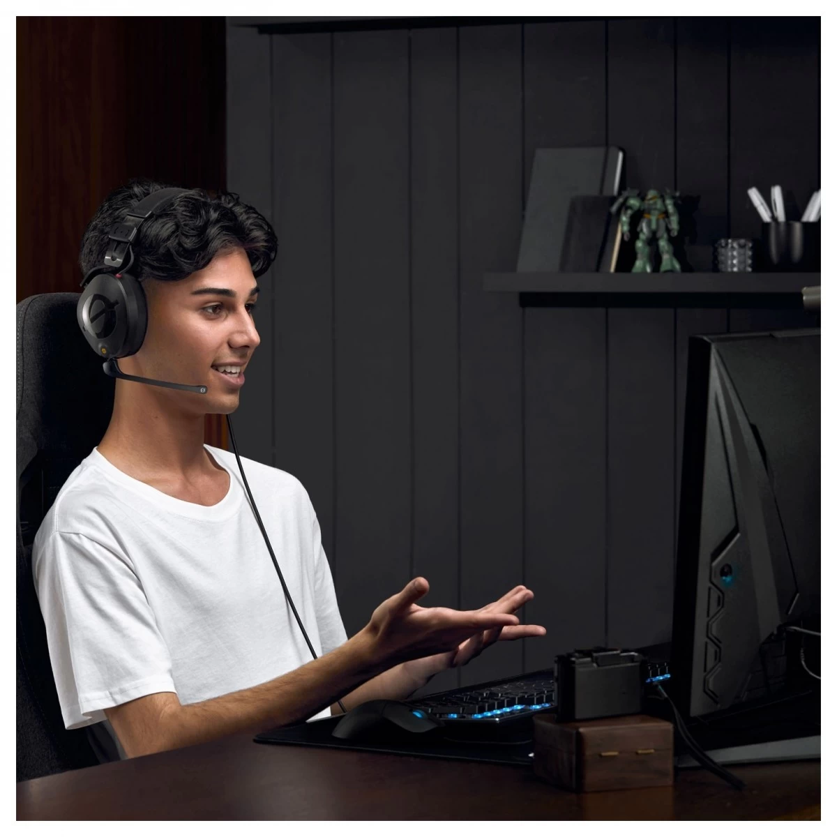 Rode NTH-100M Professional Over-Ear Headset - Image 4