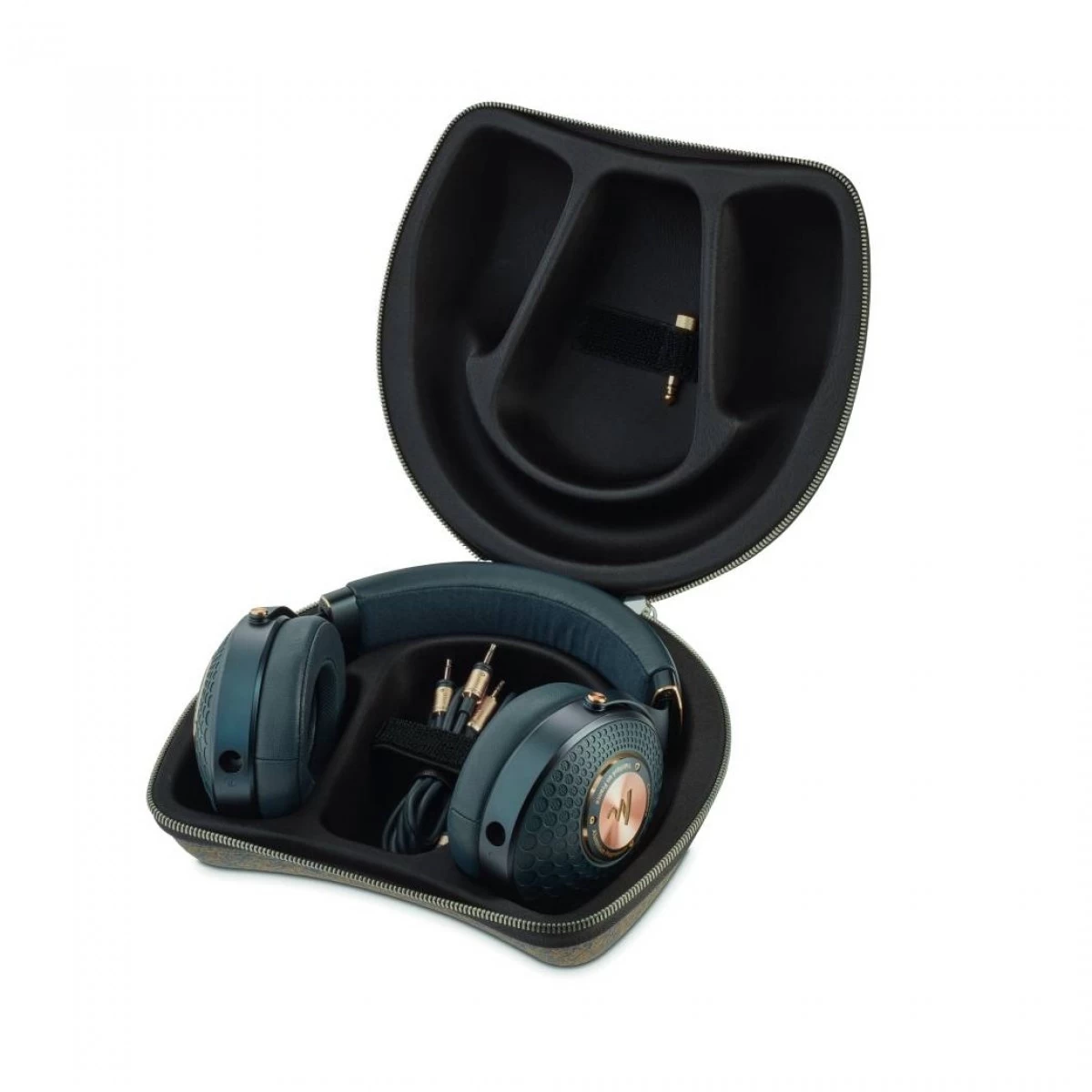 Focal Celestee Closed Back Headphones - Image 3