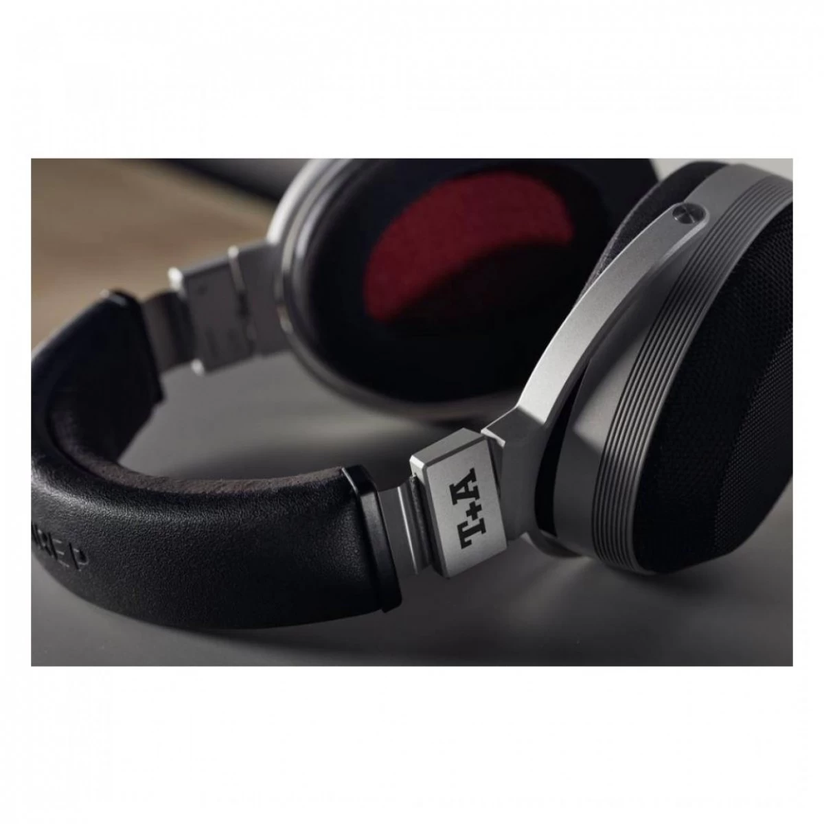 T+A Solitaire P Planar Magnetic Headphones (V2) W/ FREE Stand