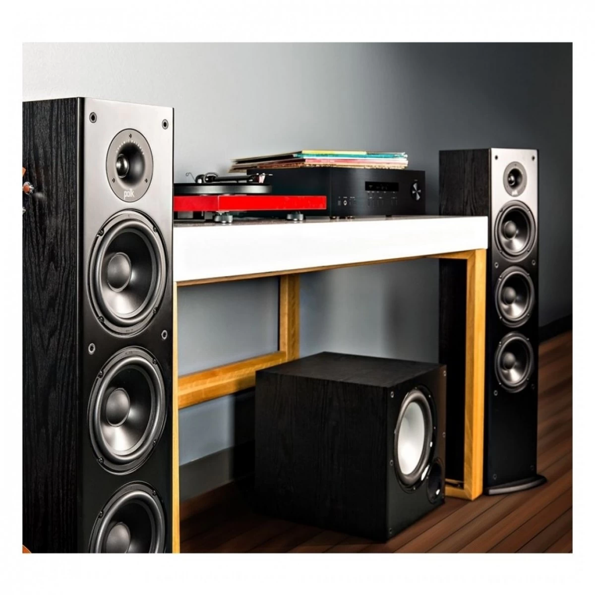 Polk T50 Black Floorstanding Speakers (Pair) - Nearly New - Image 2