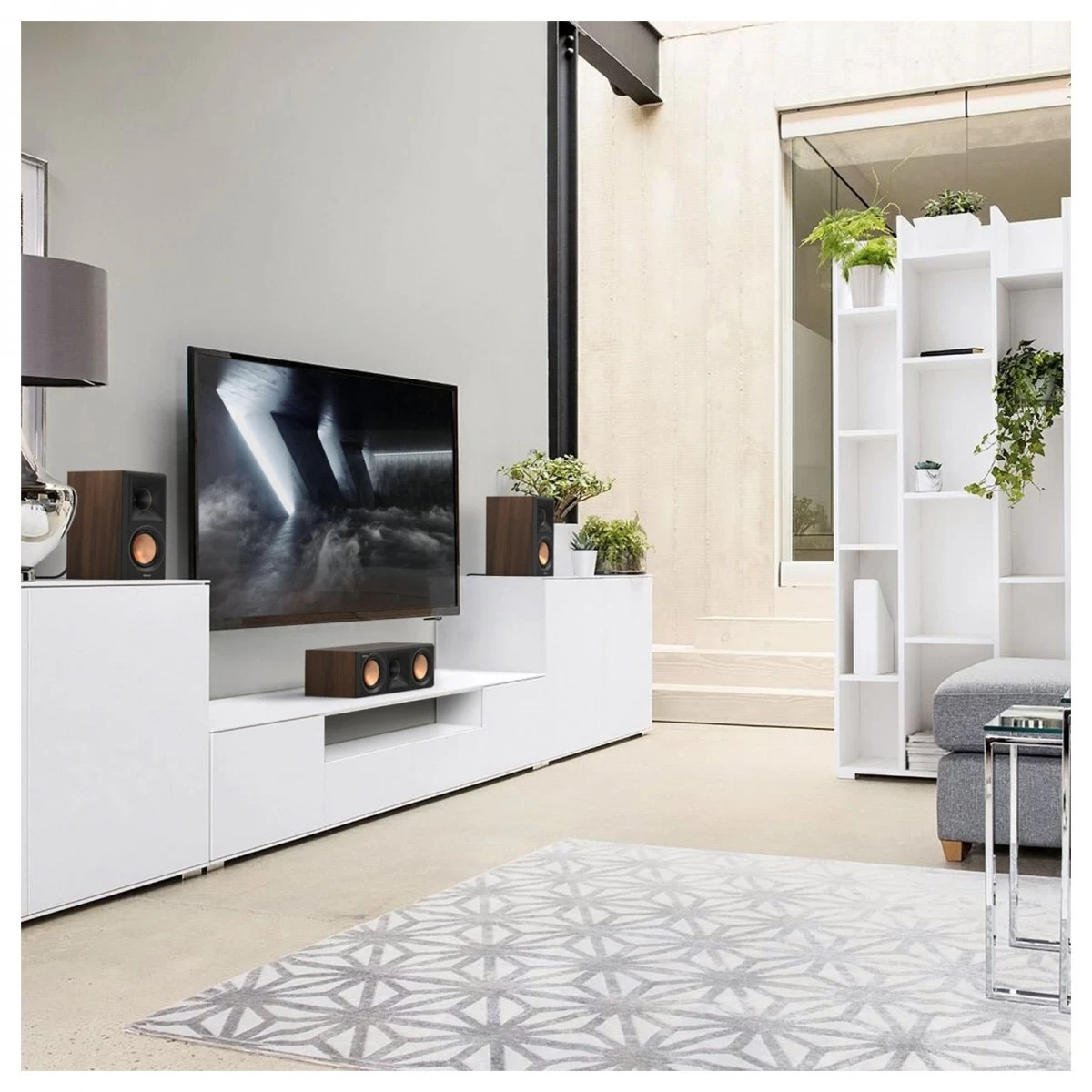 Klipsch RP-500M MKII Bookshelf Speakers (Pair), Walnut - Image 8